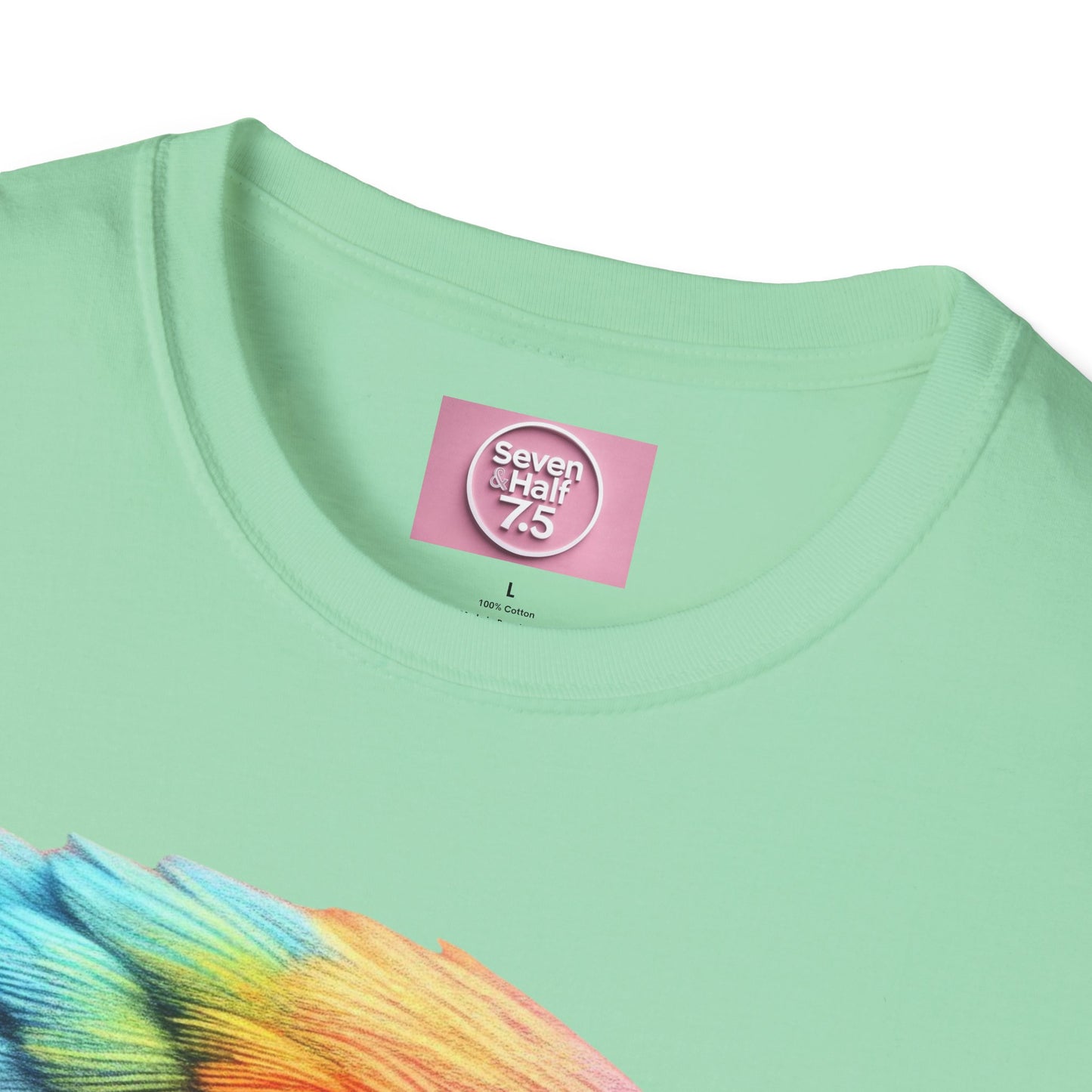 Vibrant Parrot Teamwork T-Shirt for Nature Lovers