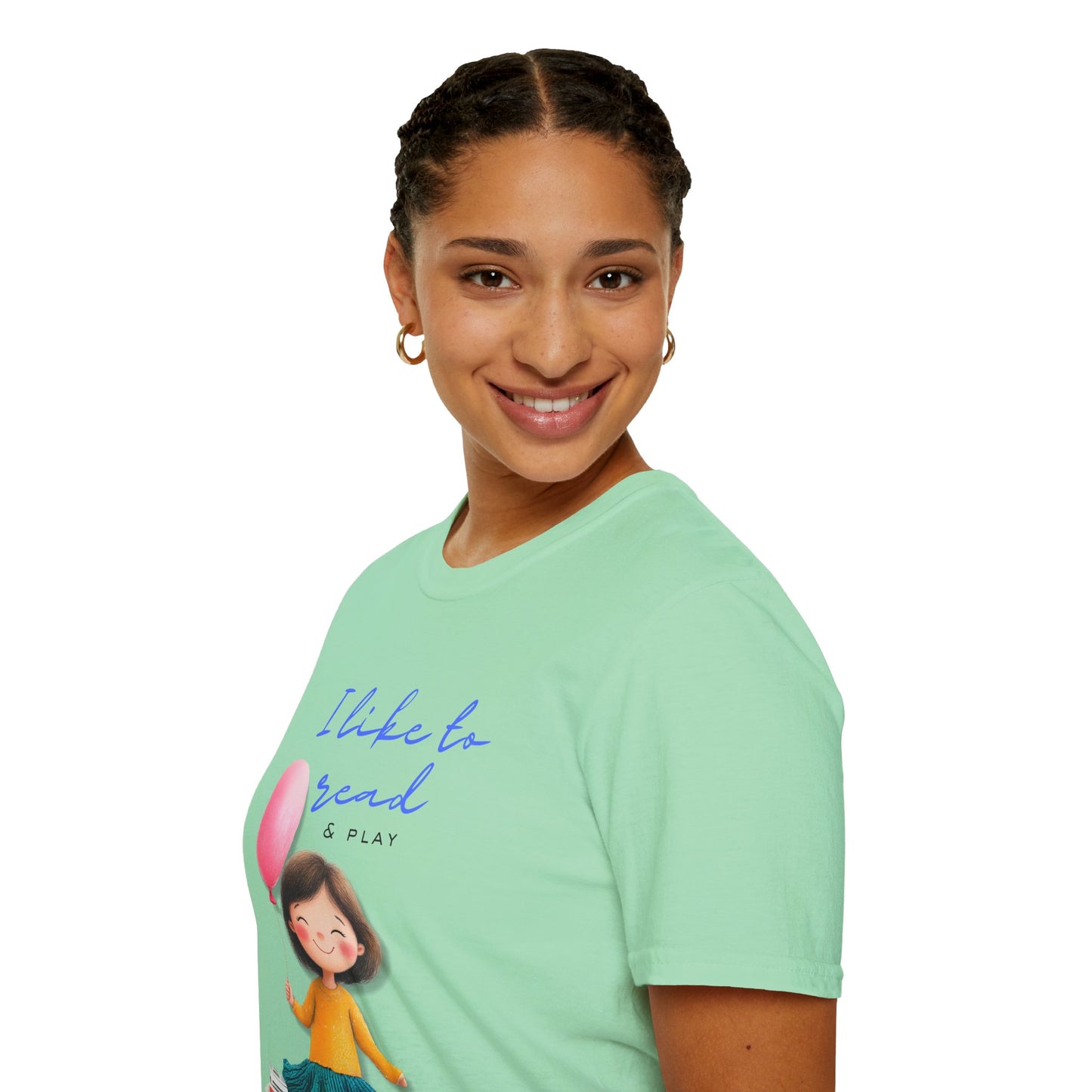 Women's Fun T-Shirt - "I Like to Read & Play"