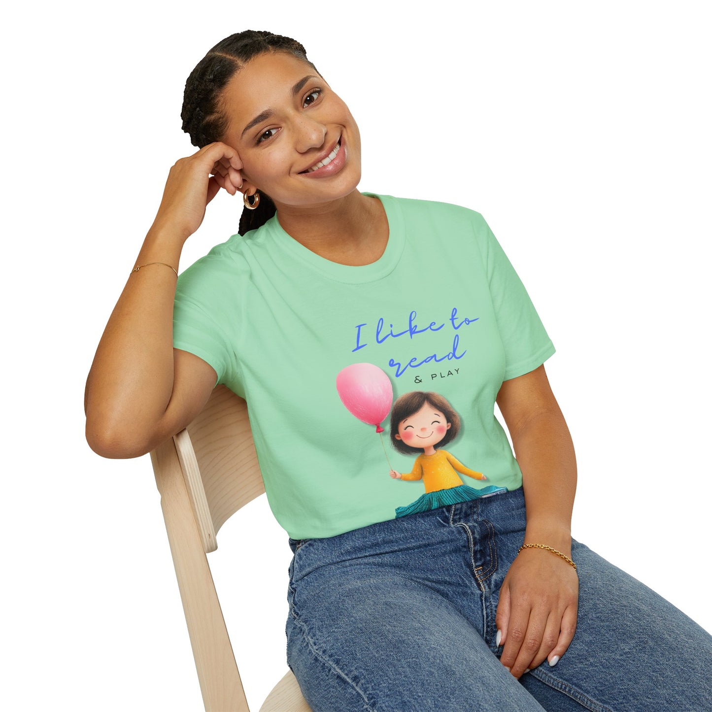 Women's Fun T-Shirt - "I Like to Read & Play"