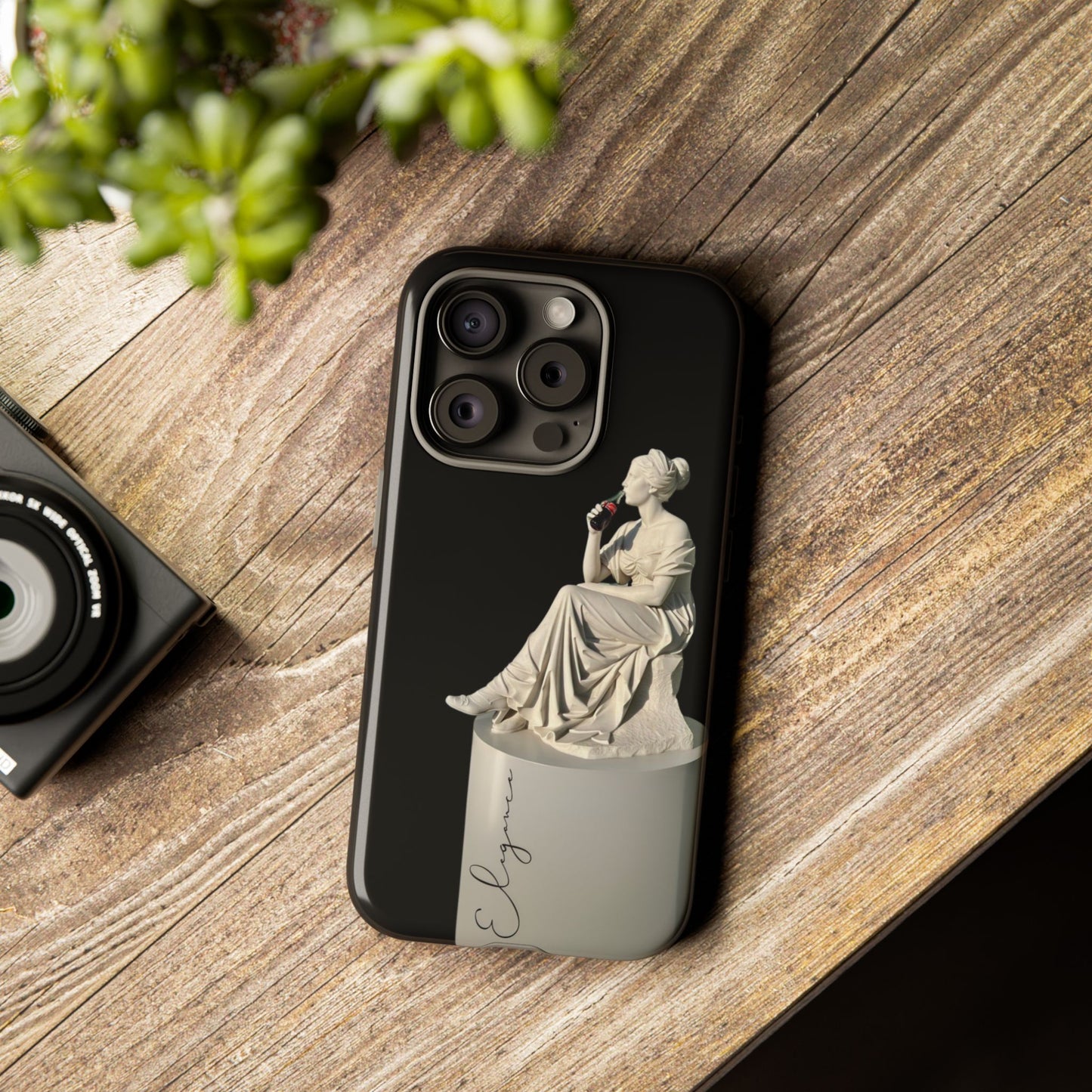 Elegant Phone Case - Stylish Tough Case with Sculpture Design