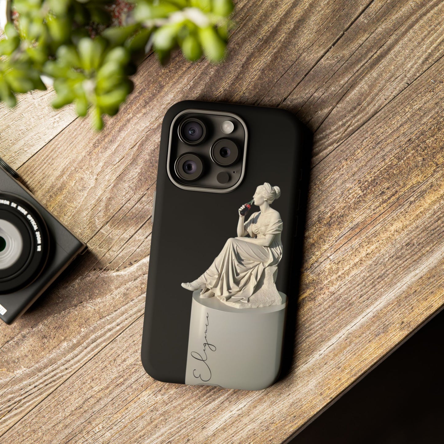 Elegant Phone Case - Stylish Tough Case with Sculpture Design